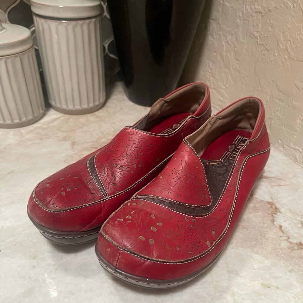 L’Artiste Burbank Clogs in Red Sz 40 (9)
